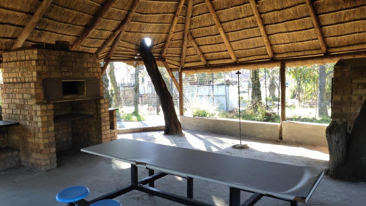 Atlantic Pearl Guest House Midrand Exterior photo